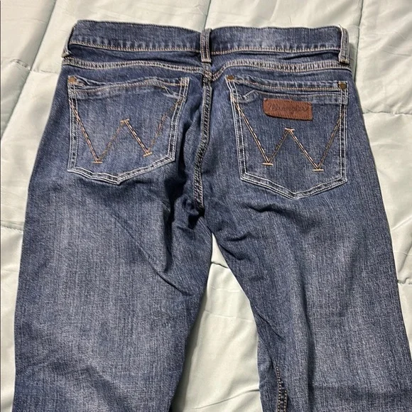 Men’s wrangler retro slim boot 32x32 jeans - Picture 4 of 6